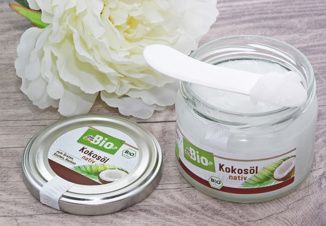 Aceite de coco nativo (hasta 25 grados es
              duro blando)