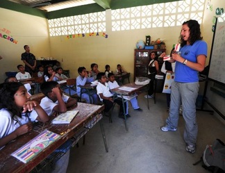 Schulklasse in
                    Ecuador