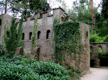 Märchenwalt Ibbenbüren 03, ein
Märchenhaus in Form einer Burg Märchenwalt Ibbenbüren 03, ein
Märchenhaus in Form einer Burg