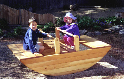 Swingboat /
                            Schiffsschaukel von Liwingwoodsr.com